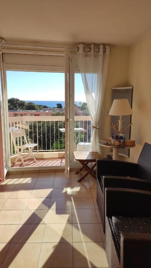 Appartement Lumineux Vue Mer Fréjus Buitenkant foto