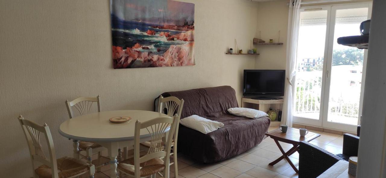 Appartement Lumineux Vue Mer Fréjus Buitenkant foto